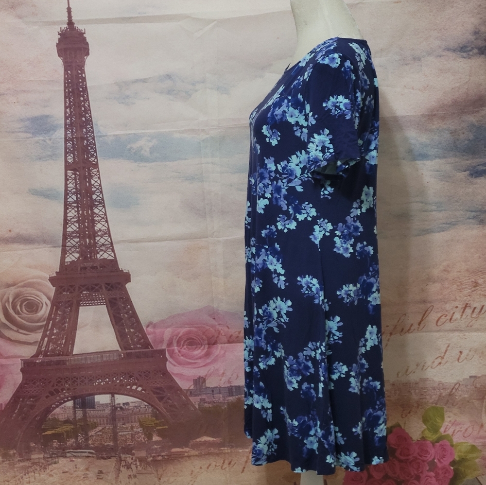 ⭐️ Chico's floral dress - Picture 2 of 4